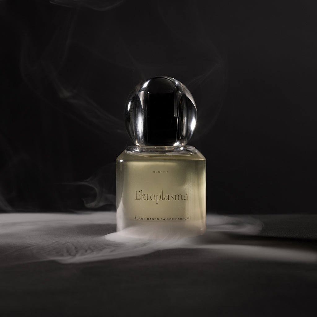 Perfume bottle labeled 'Ektoplasma' with a dark background